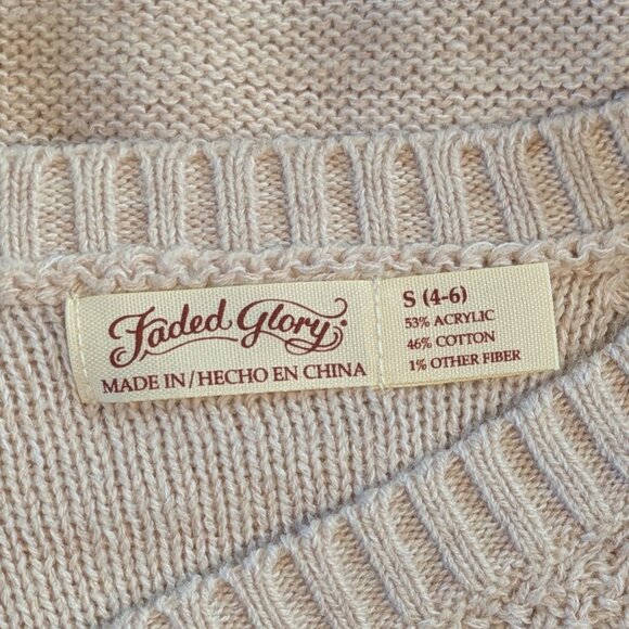 V-Neck Pullover Knit Sweater - Picture 4 of 4